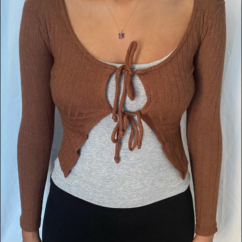 front tie cardigan - Picture 2 of 3